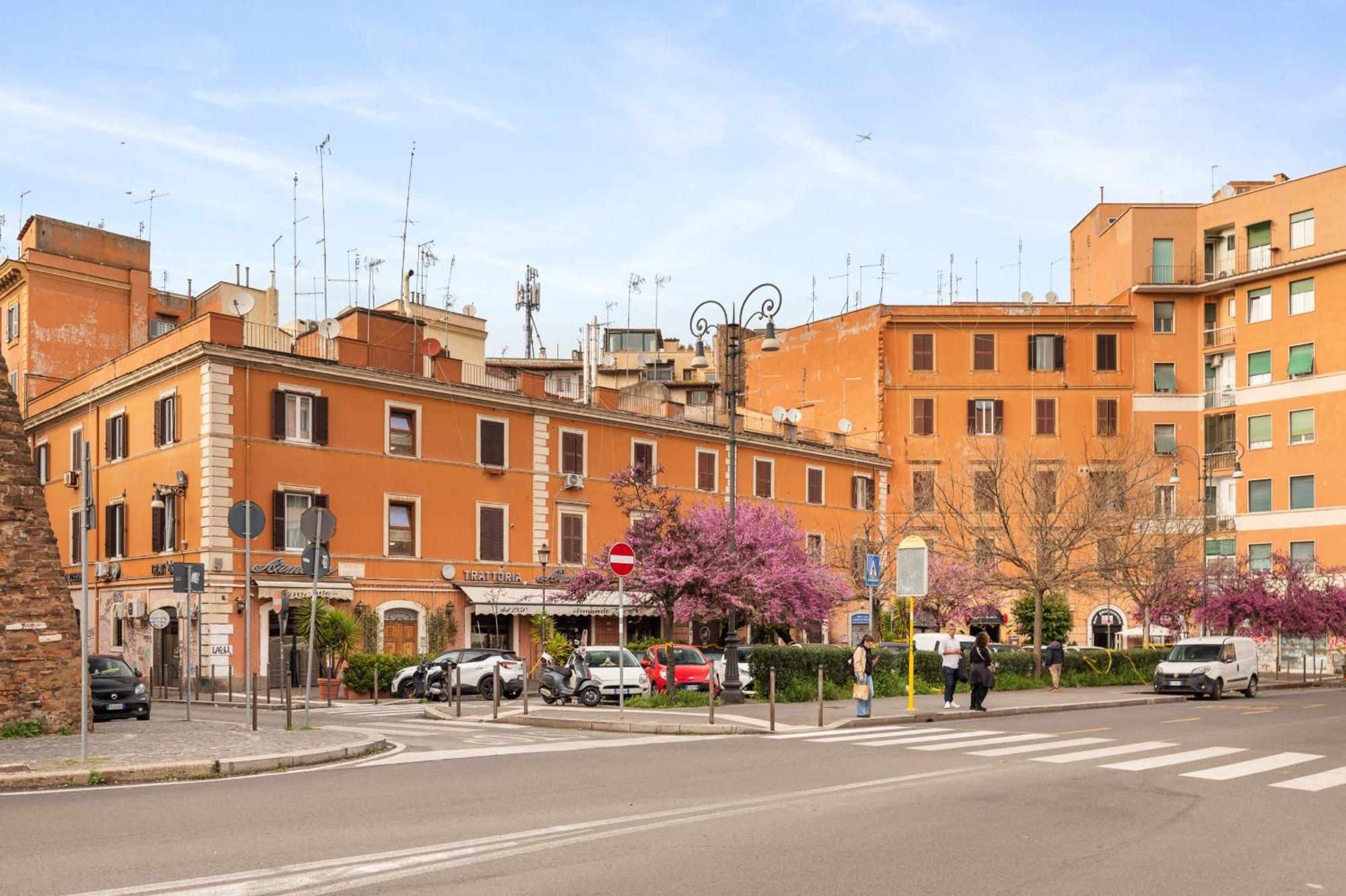 Termini Station Lightsome 3br Apartment Rome